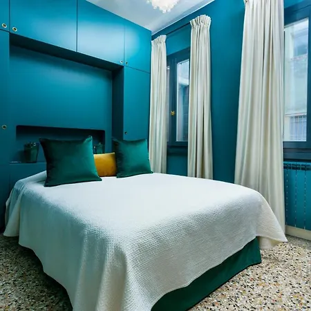Corte Della Palma Superb Venetian Garden Apartment Venice